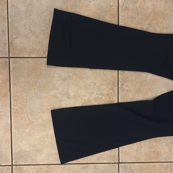 DSG - Navy Flare Leggings - Picture 4 of 6